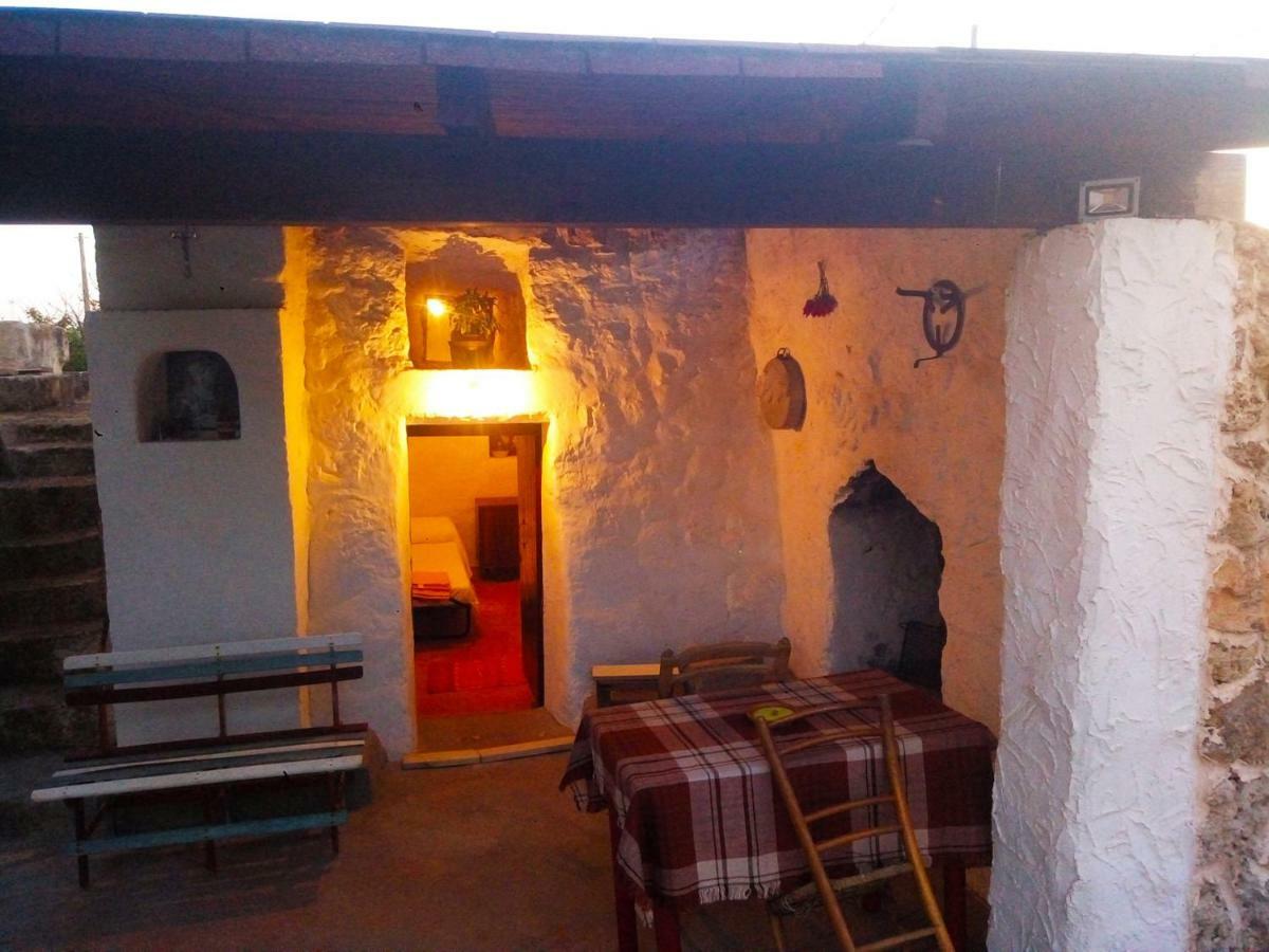 Trullo Don Gabriel Villa Alliste Bagian luar foto